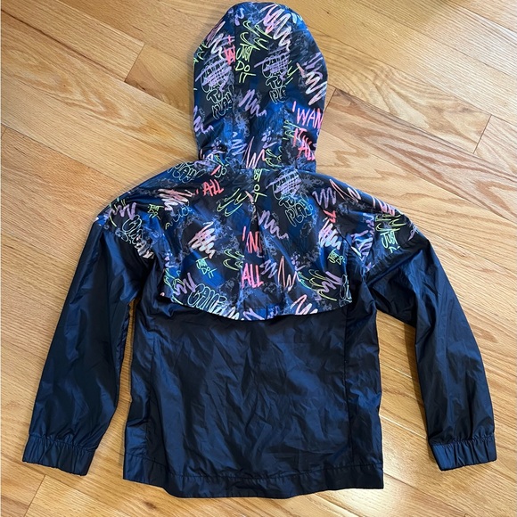 Nike Kids Black Multicolor Graphic Jacket - Picture 3 of 4